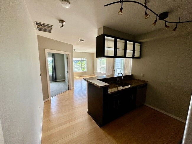 Photo - Gorgeous 2 bed 2 bath apartment in desirable University District area AVAILABLE NOW! Unit 506