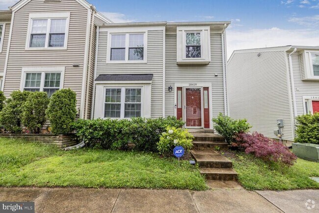 Building Photo - 18419 Hallmark Ct Rental