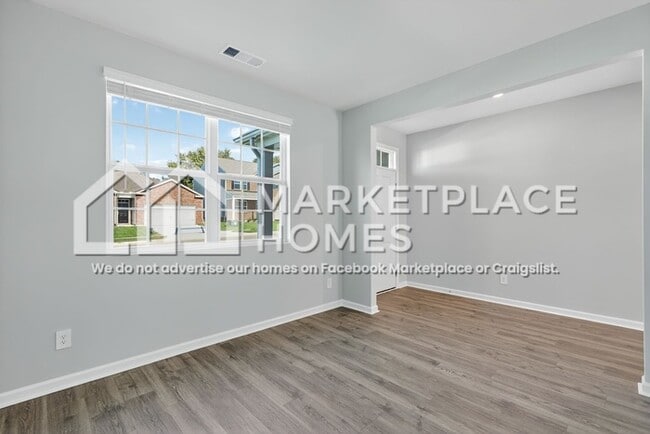 Photo - 100 Hartmann Crossing Dr