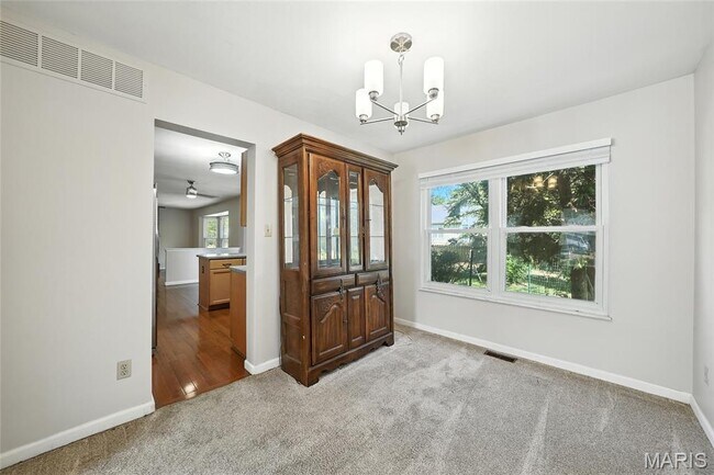 Photo - 1043 Oakwood Farms Ln