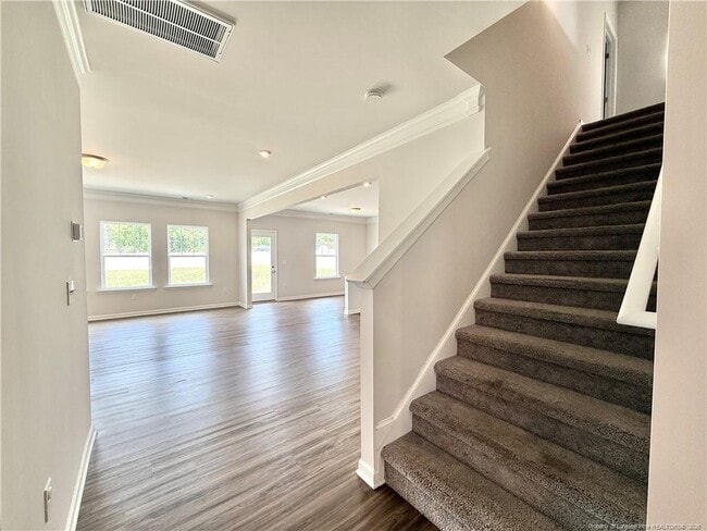 Photo - 94 Deodora Ln