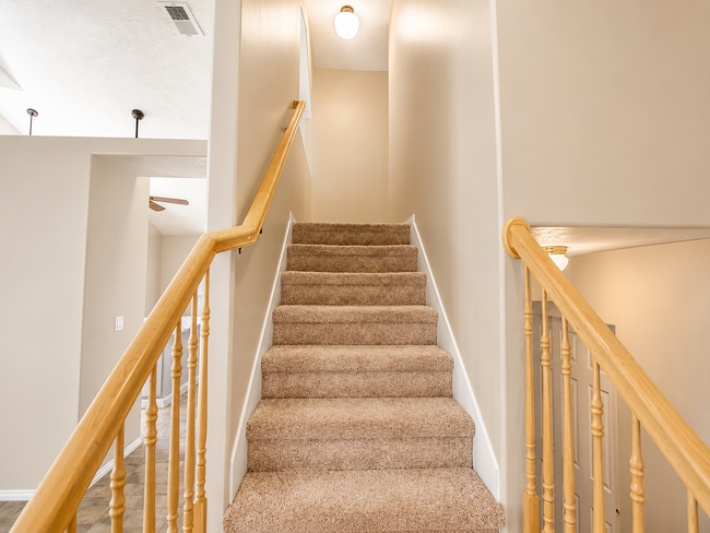 Photo - Charming 5-Bedroom Cul-de-Sac Home in Sandy with Garden Beds and Outdoor Space