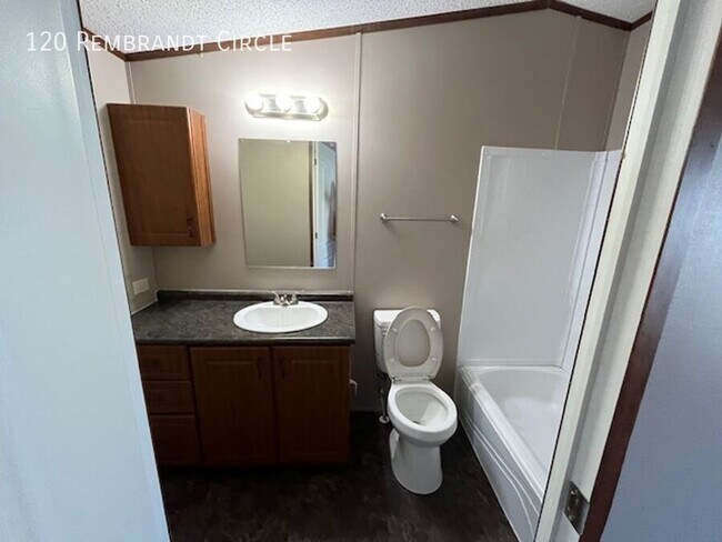 Photo - 120 Rembrandt Cir