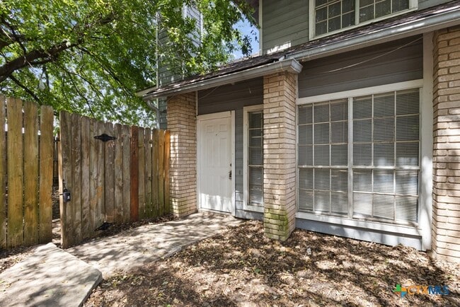 Photo - 6714 Windsor Hollow Dr