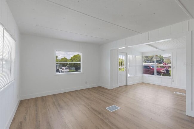 Photo - 814 Roseapple Ave