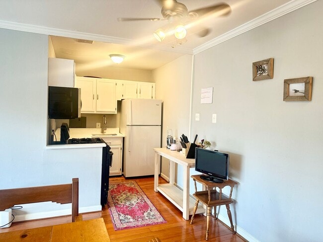 Photo - 1 Bed 1 Bath!  Pets Welcome!  Parking!