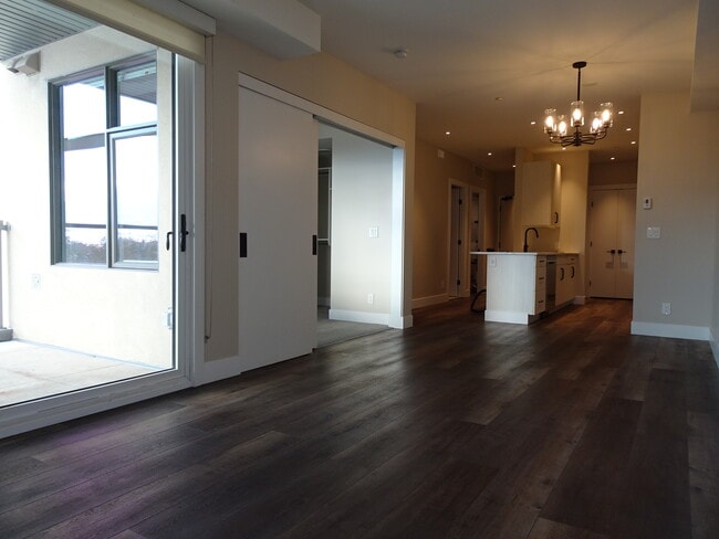 110 Ellis St