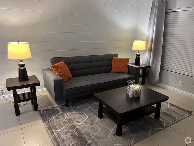 Building Photo - 625 S Royal Crest Cir Unit 16 Rental