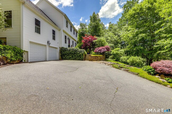 Building Photo - 46 Cow Hill Rd