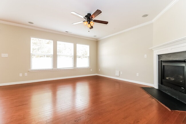 Photo - 3104 Cynthiana Ct