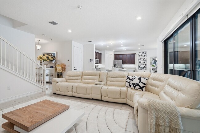 Photo - 14085 Paverstone Terrace