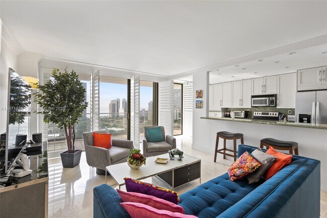 Photo - 19707 Turnberry Way Unit 22F