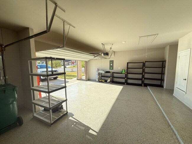 Photo - GORGEOUS 3-bedroom 2-bathroom home in Ceda...