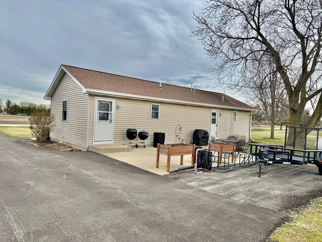 Photo - 50W 353 Old State Rd