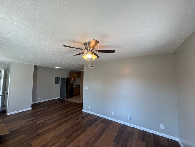 Photo - 3302 Tazewell Pike Unit A4