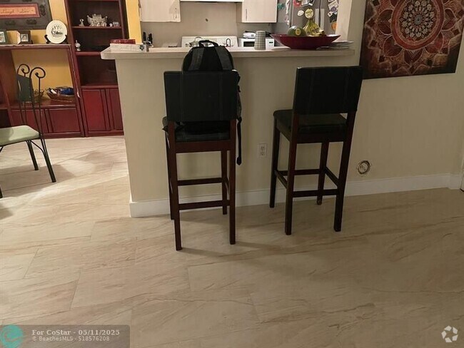 Building Photo - 655 SW 111th Way Unit 104 Rental