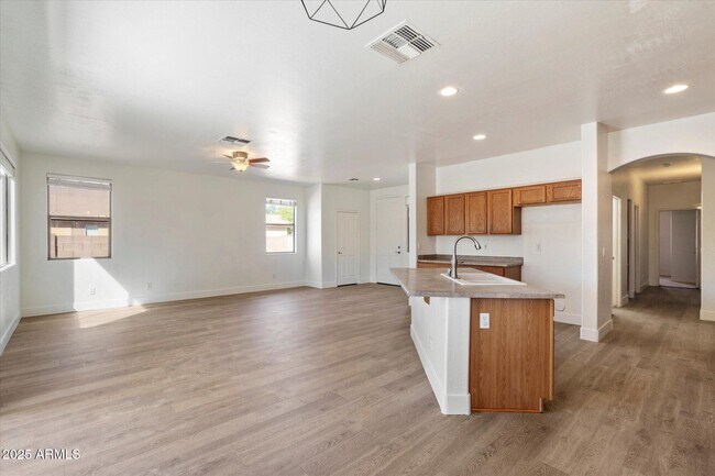 Photo - 12565 W Apodaca Dr