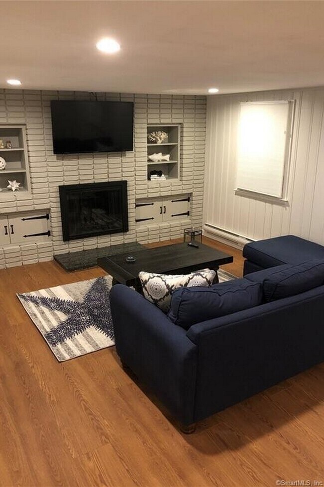 Photo - 5 Meriden Rd