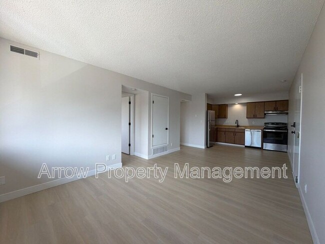 Photo - 2323 T St Unit 18