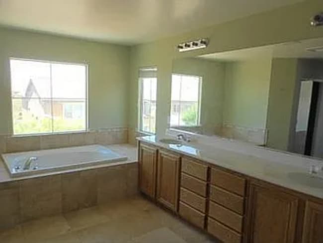 Photo - 7204 Mountain Den Ave