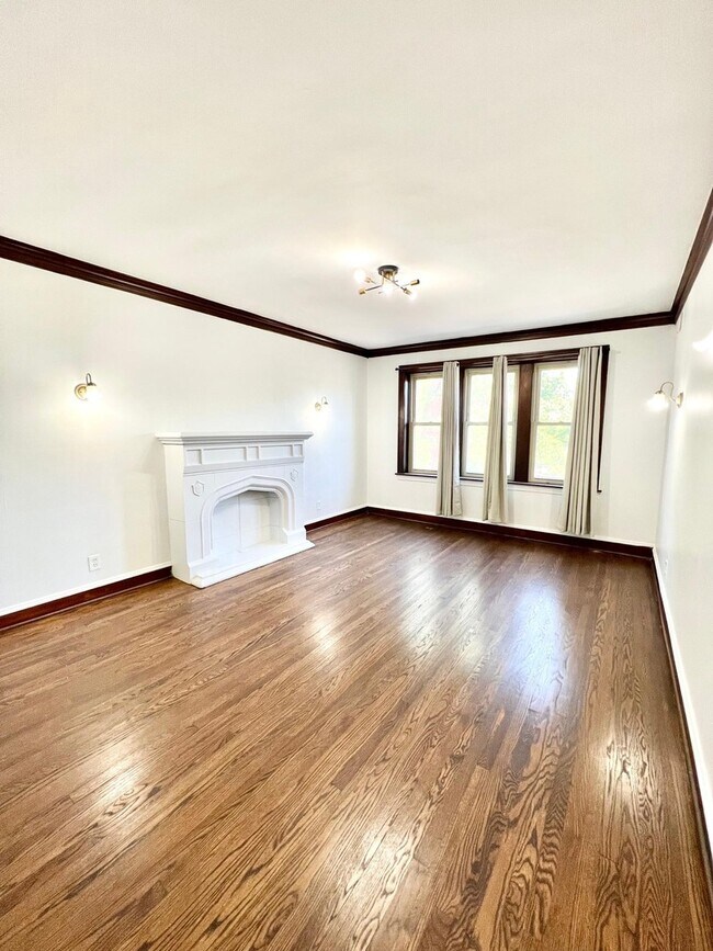 Photo - 1632 N California Ave