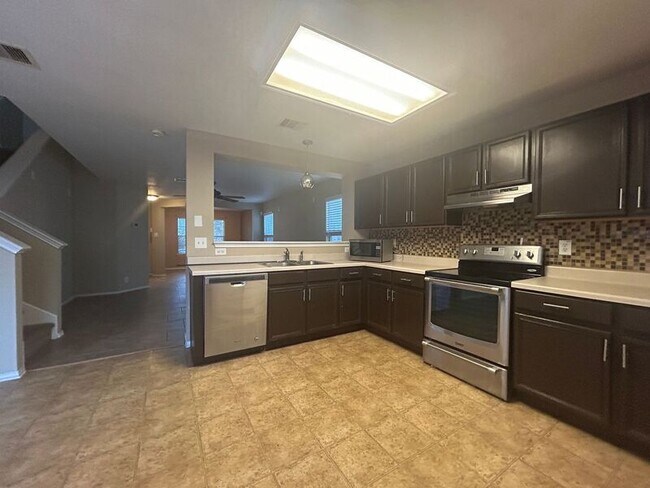 Photo - 1423 Range Finder