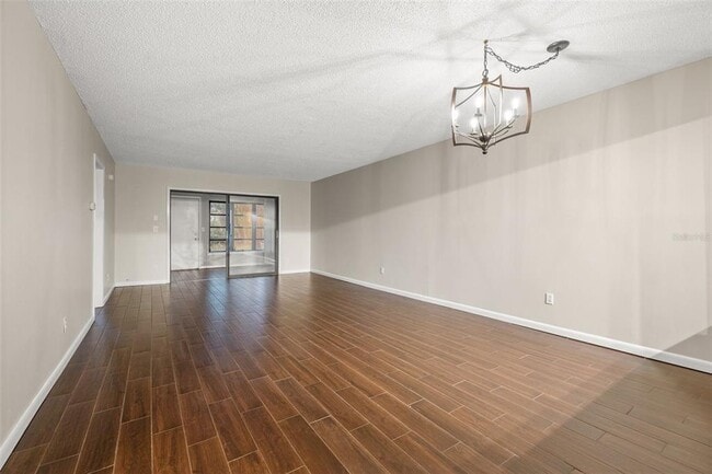 Photo - 3038 Eastland Blvd Unidad F101