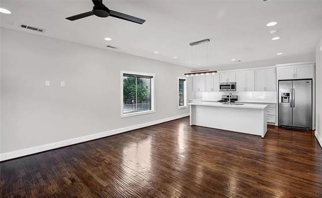 Photo - 5604 Lindell Ave