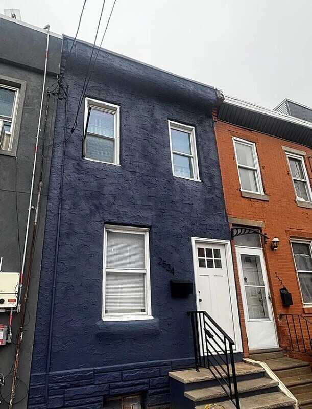 Building Photo - 2534 N Water St