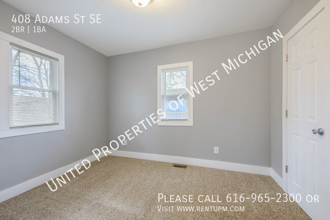 Photo - 408 Adams St SE