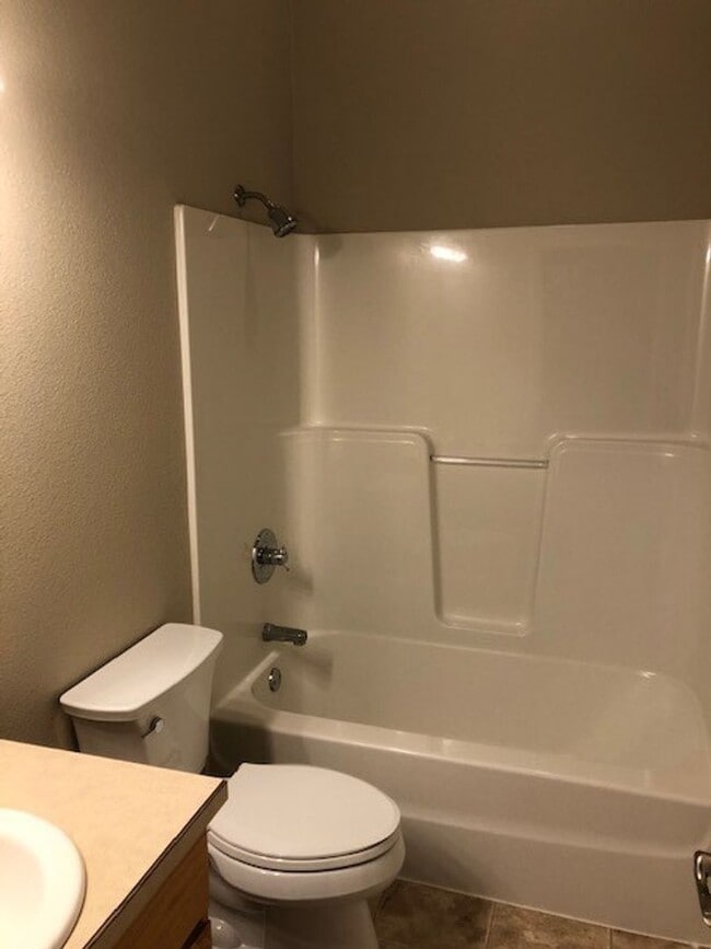 Photo - Completely renovated 3 Bed, 2.5 Bath Townhouse in McMinnville- Pets on Approval, Landscaping Incl...