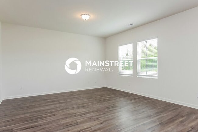 4 Bedroom Pet-Friendly Home in Zebulon, NC with Main Street Renewal