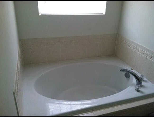 Photo - 2112 Lockwood Dr