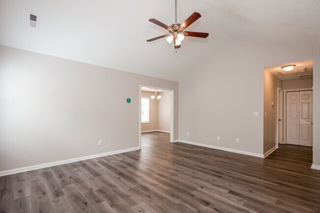 Photo - 8631 Bodkin Ct