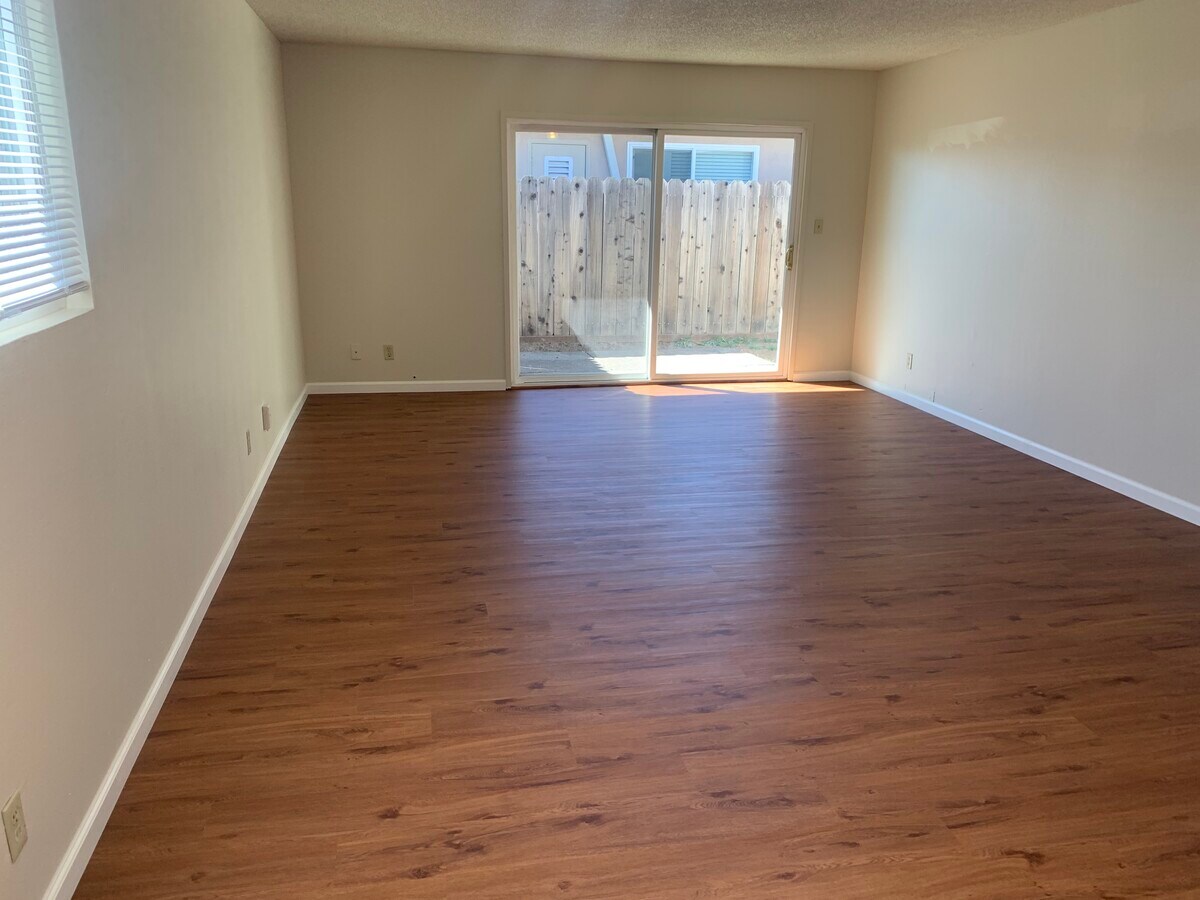 Photo - 1180 Trower Ave