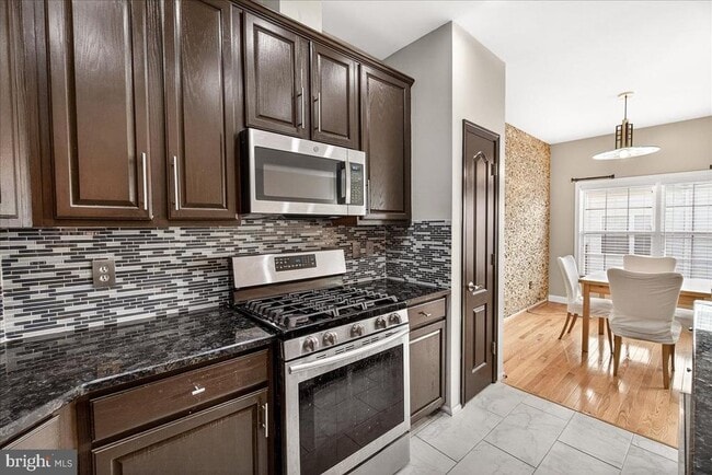 Photo - 10229 Rutland Round Rd