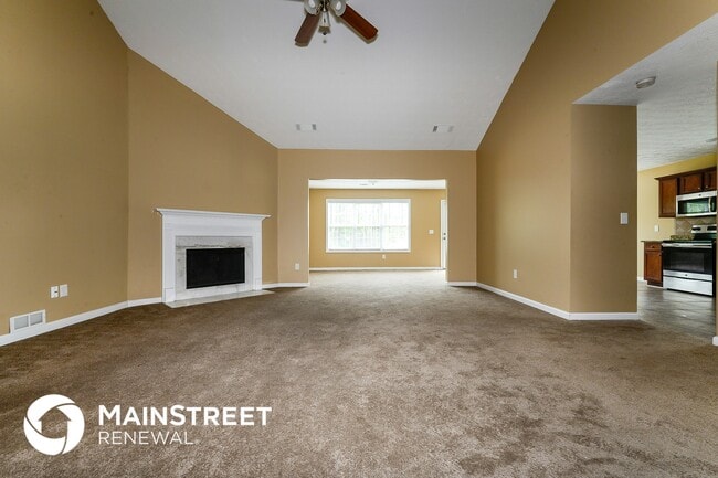 Photo - 190 River Crst Ln