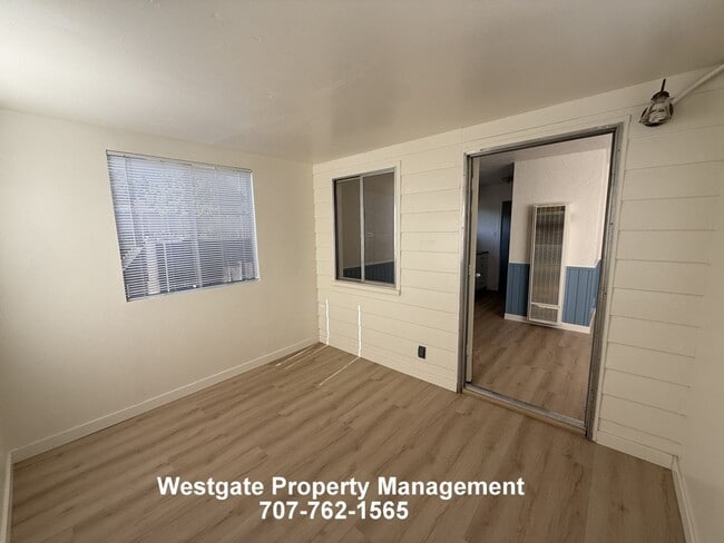 Photo - 360 E School St Unit Cottage