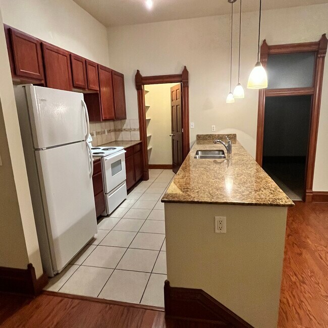Photo - 306 N Pine St Unidad #2
