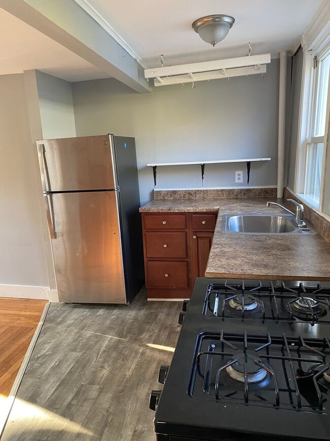 Photo - 229 Dwight St Unit 2