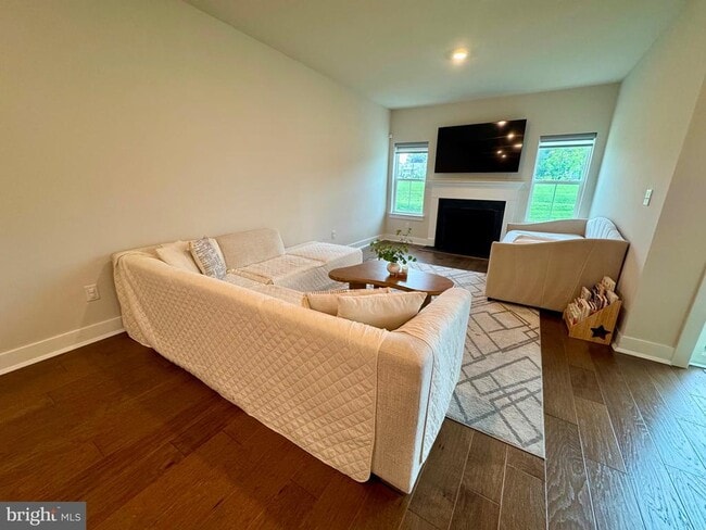 Photo - 525 Buttonwood St
