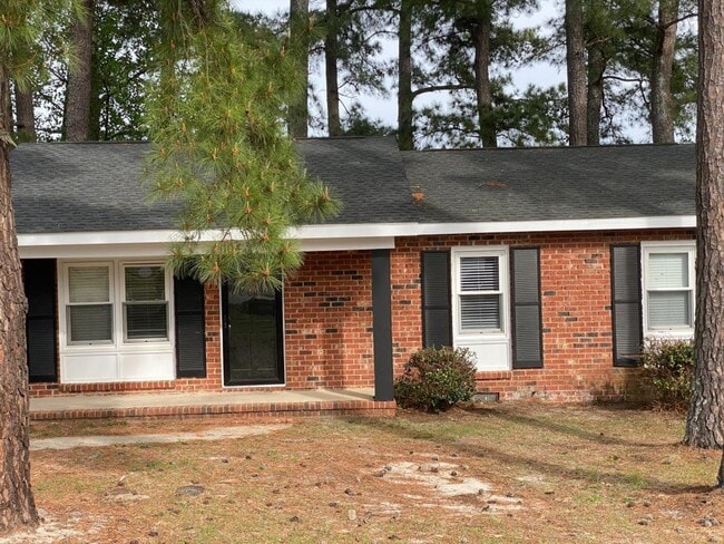 Building Photo - 104 Beeler Ave