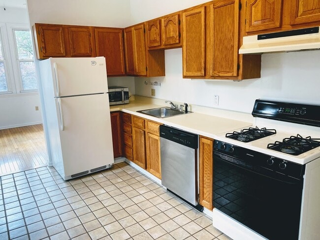 Photo - 920 Bellefonte St