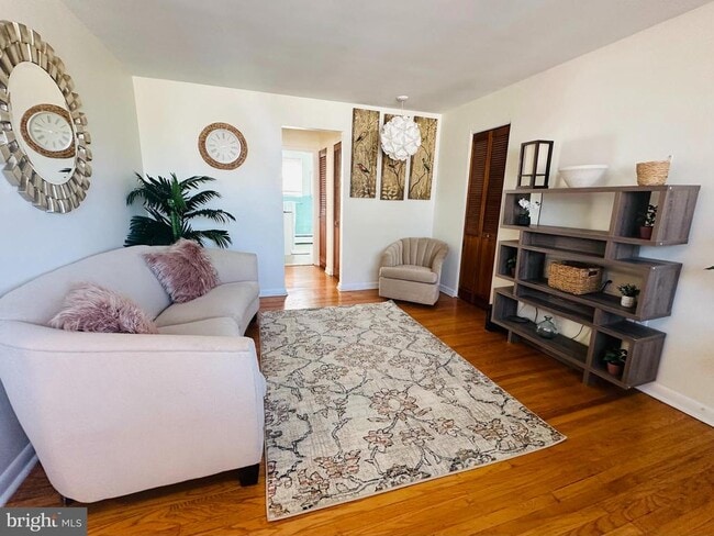 Photo - 1334 Montgomery Ave Unit D4