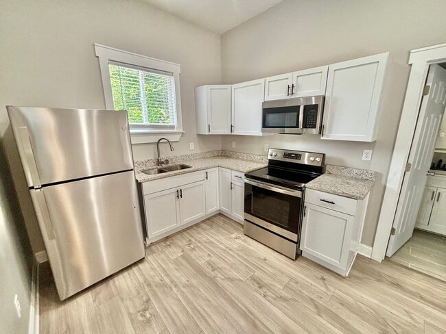 Photo - 513 S 24th St