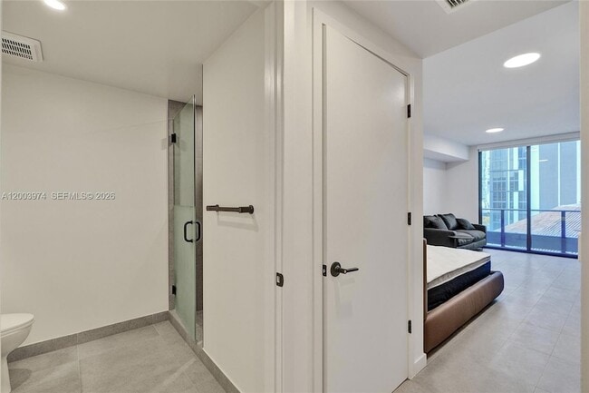 Photo - 121 NE 5th St Unit 807