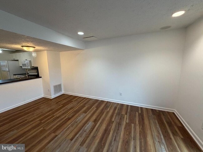 Photo - 125 Laurel Valley Ct