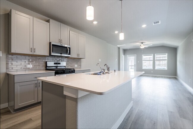 Photo - 18615 Century Pne Ln