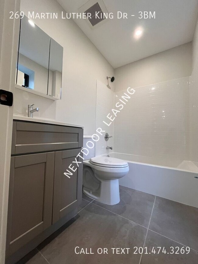Photo - 269 M.L.K. Drive Unit 3BM