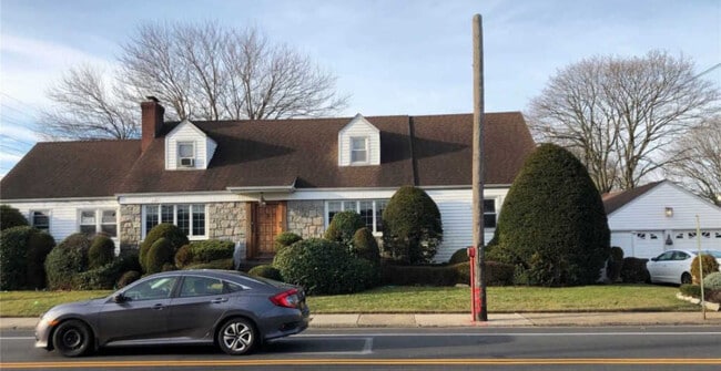 Photo - 336 Scranton Ave Unidad 1